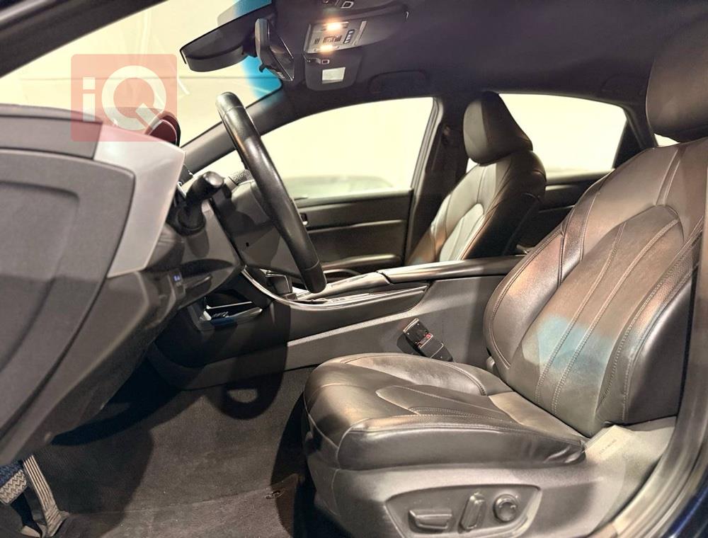 تويوتا أفالون